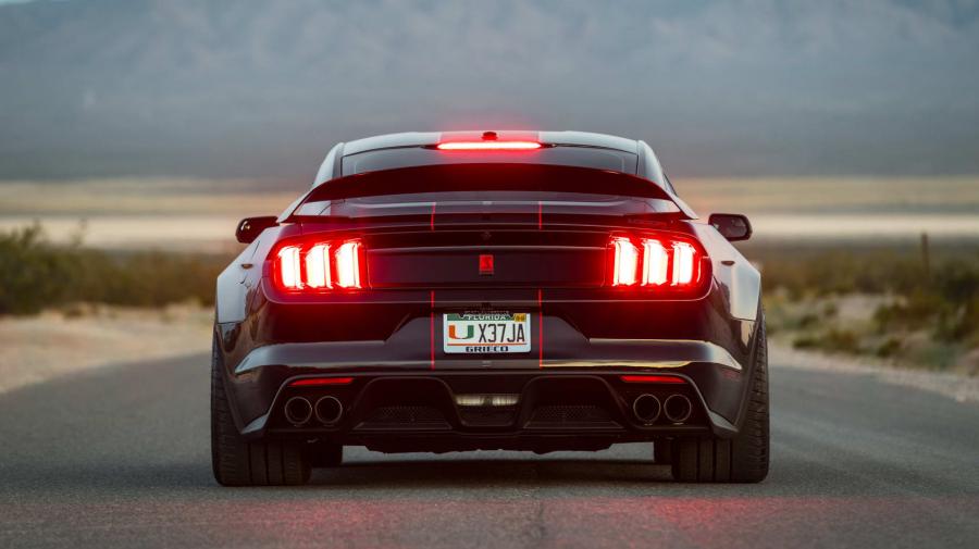  Shelby GT350 1000R by Fathouse Performance 2020 года  (фото 2 из 11)